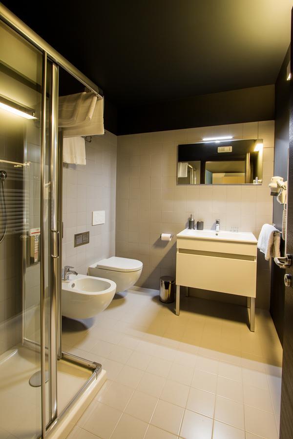 Residence Bleu San Dorligo della Valle Ngoại thất bức ảnh