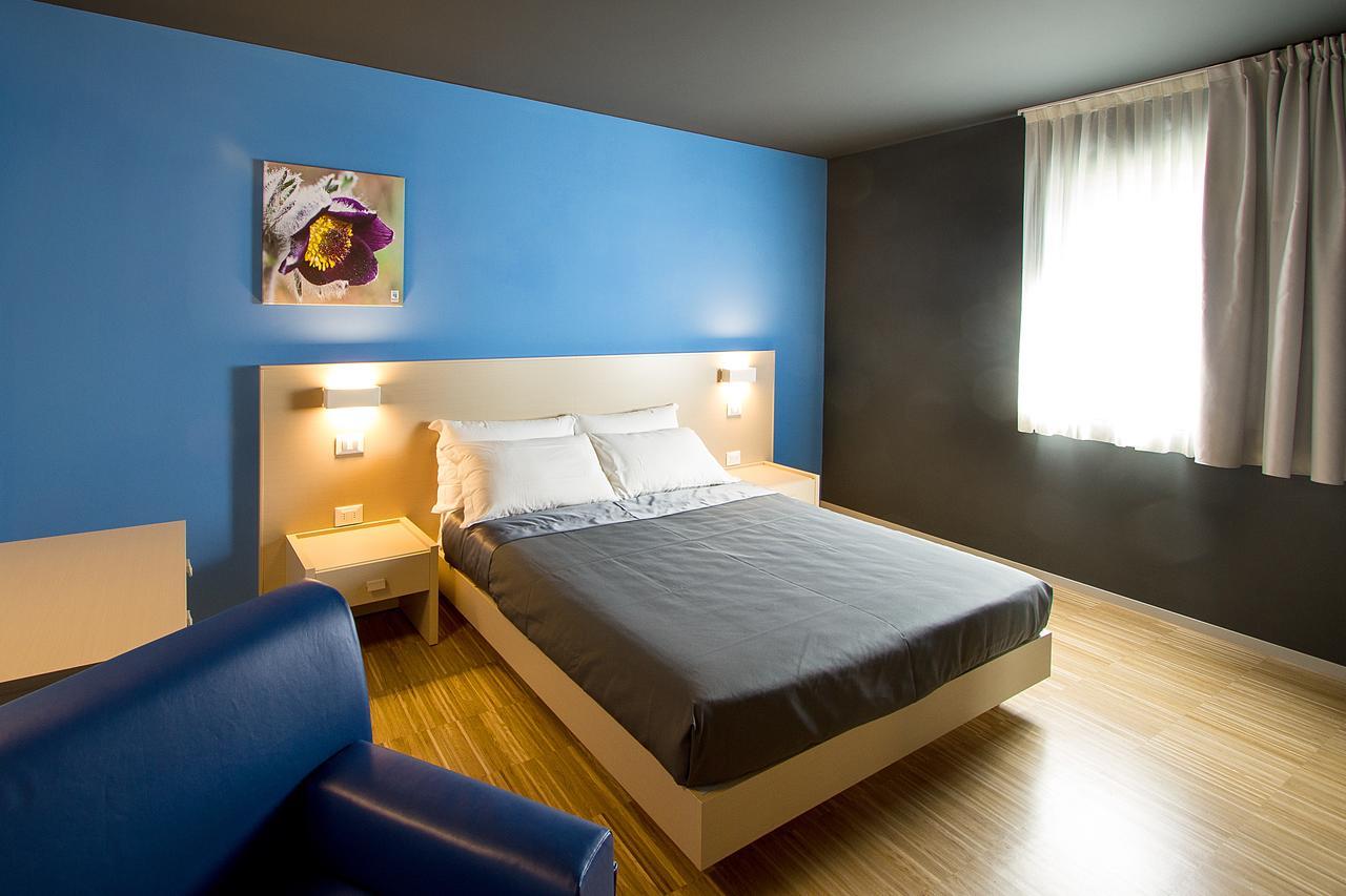 Residence Bleu San Dorligo della Valle Ngoại thất bức ảnh